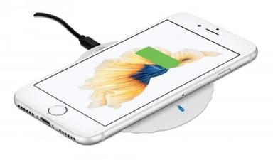Manhattan Smartphone Wireless Charging Pad, 5W charging, QI certified, White, Micro-USB to USB-A cable included, Micro-USB input into pad, USB-A wall charger/input required (not included), Cable 0.5m, Three Year Warranty view 7