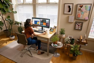 HP P34hc G4 WQHD USB-C Curved Monitor view 10