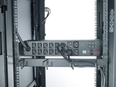 APC AP7822B power distribution unit (PDU) 16 AC outlet(s) 2U Black view 3