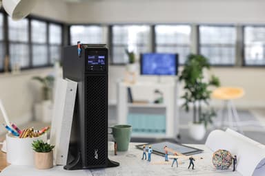 APC Smart-UPS On-Line, 1500VA/1500W, Tower, 230V, 6x C13 IEC outlets, SmartSlot, Extended runtime, W/O rail kit view 6