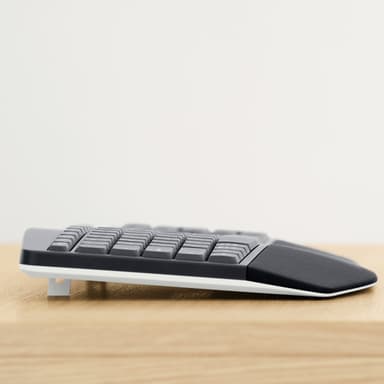 Logitech MK850 Performance view 10