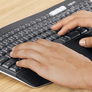 Logitech MK850 Performance view 16