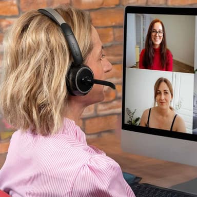 Lindy L118 Wireless Noise Cancelling Headset & Charging Base view 5