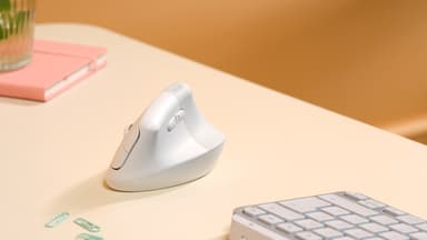 Logitech Lift Vertical Ergonomic Mouse view 9