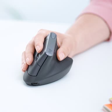 Logitech MX Vertical view 2