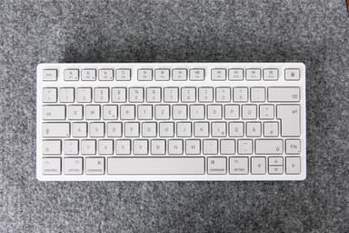 CHERRY KW 7100 MINI BT for MAC view 8