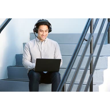 Kensington H2000 USB-C Over-Ear Headset view 4