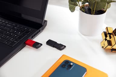 Kingston Technology DataTraveler 128GB USB3.2 Gen1 Exodia M (Black + Red) view 14