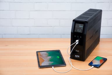 APC Back-UPS Pro, 1600VA/960W, Tower, 230V, 8x IEC C13 outlets, Sine Wave, AVR, USB Type A + C ports, LCD, User Replaceable Battery view 5