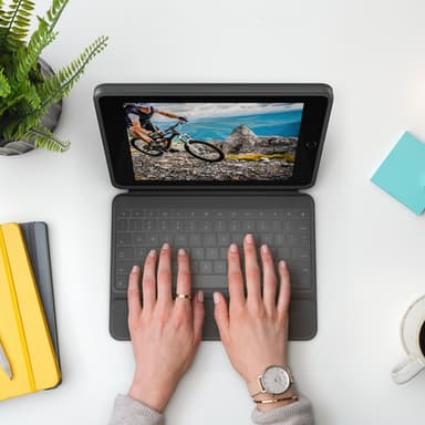 Logitech Rugged Folio AZERTY French Smart Connector Graphite view 15