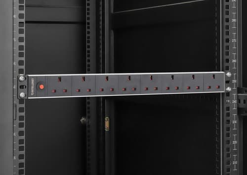 Intellinet 19" 1U PDU 7-way UK, Overload Protection, Rackmount, Power Distribution Unit, UK 3-pin outlets, 3m power cord, output