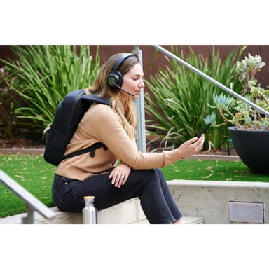 Kensington H3000 Bluetooth Over-Ear Headset view 81