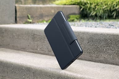 Logitech Rugged Combo 3 Keyboard Case for iPad (7th, 8th, & 9th generation) view 11
