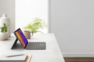Logitech Folio Touch for iPad Air (4th & 5th generation) view 12