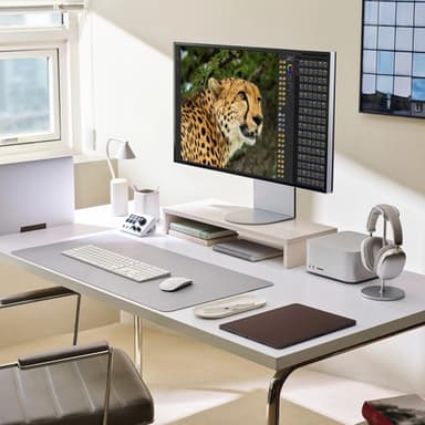 LG 32U990A-S computer monitor 81.3 cm (32") 6144 x 3456 pixels 6K Ultra HD LCD Grey view 8