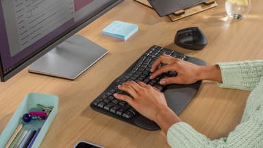 Logitech Wave Keys view 9