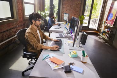 HP Series 7 Pro 37.5 inch WQHD+ Thunderbolt 4 Monitor - 738pu view 10