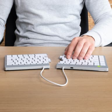 R-Go Tools Ergonomic keyboard R-Go Split Break with break software, ergonomic split keyboard, QWERTY (UK), Bluetooth, white view 9