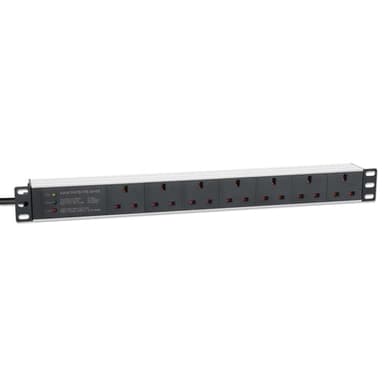 Intellinet 19" 1U PDU 7-way UK, Surge Protection, Rackmount, Power Distribution Unit, UK 3-pin outlets, 3m power cord, output view 3