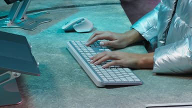 Logitech MX Keys S (QWERTY) — 920-011585 view 8