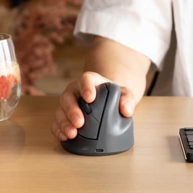 R-Go Tools Vertical mouse R-Go HE Basic, ergonomic mouse, medium (hand size ≥ 185 mm), right-handed, Bluetooth, grey view 7