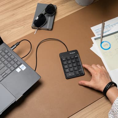 Targus AKP13GL numeric keypad Universal USB Black view 7