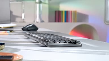 Logitech MX Mechanical view 5