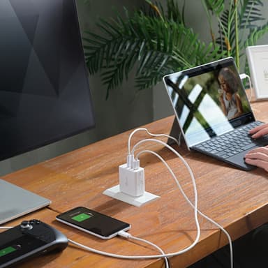 j5create 65W GaN USB-C 3-Port Traveler Charger with changeable AC plugs and USB-C cable view 8