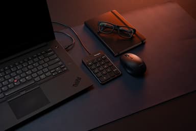 Targus AKP13GL numeric keypad Universal USB Black view 8