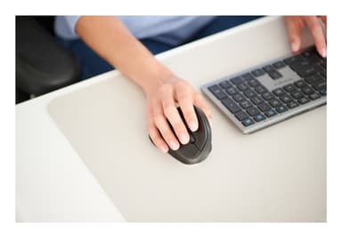 Kensington KB535 EQ Rechargeable Multi-Device Keyboard view 11