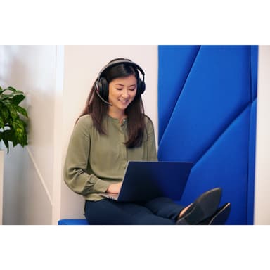 Kensington H3000 Bluetooth Over-Ear Headset view 4