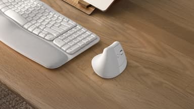Logitech Lift Vertical Ergonomic Mouse view 10
