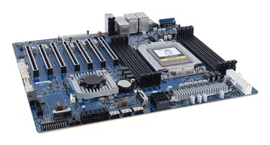 GIGABYTE MC62-G40 AMD WRX80 Socket sWRX8 SSI CEB view 4