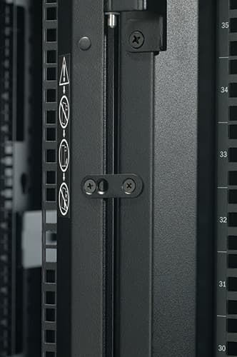 APC NetShelter SX 48U Black view 10
