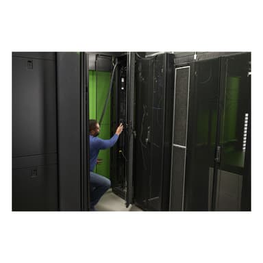 APC Rack PDU, 9000 switched, 0U, 30A, 200V and 208V, 21 C13 and C15, 3 C19 and C21 sockets view 10